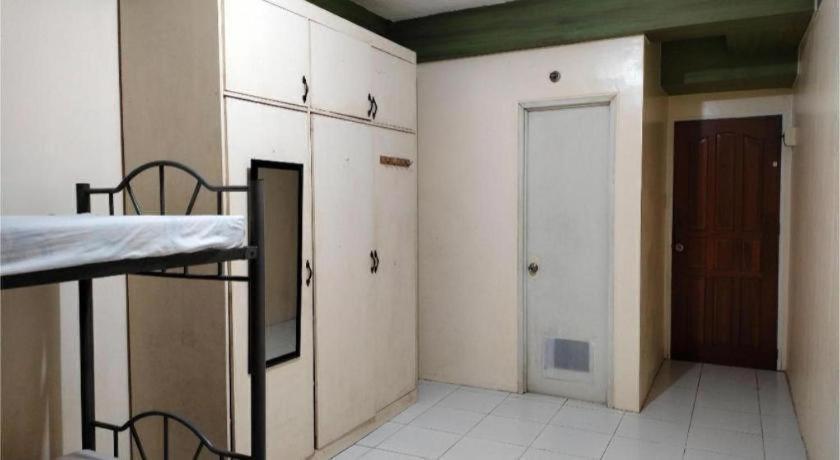 Готель Oyo 800 Ddd Habitat Dormtel Баколод Екстер'єр фото